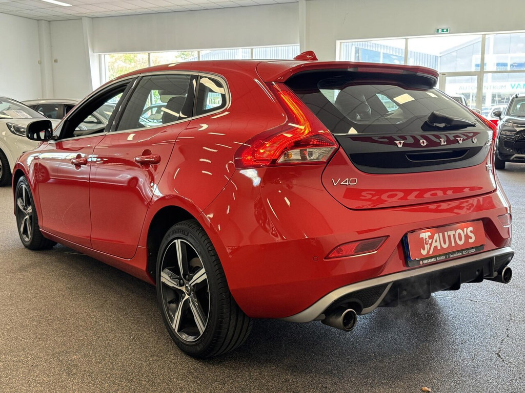 Volvo V40 2.0 T4 Business Sport NAVIGATIE, ECC AIRCO, CRUISE 50596058-2.jpg | J&F Auto's