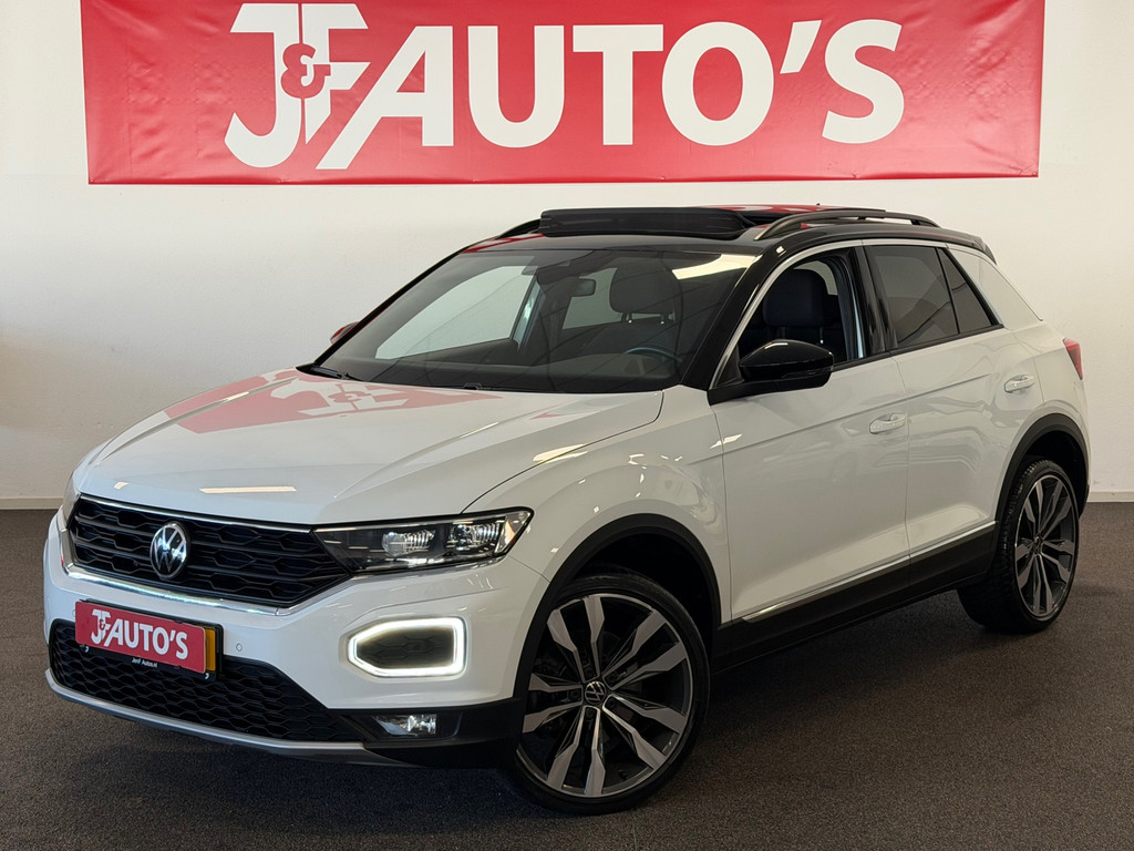 Volkswagen T-Roc 1.5 TSI Sport NAVIGATIE/CAMERA, PANORAMA, ECC AIRCO 50596063-0.jpg | J&F Auto's