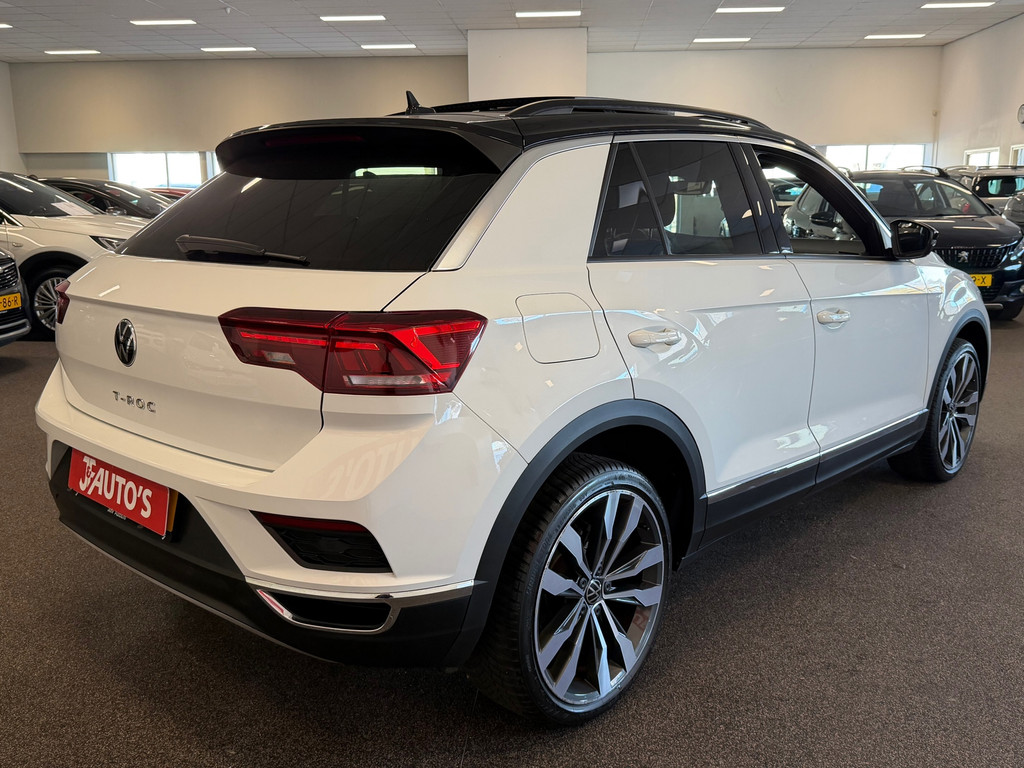 Volkswagen T-Roc 1.5 TSI Sport NAVIGATIE/CAMERA, PANORAMA, ECC AIRCO 50596063-4.jpg | J&F Auto's